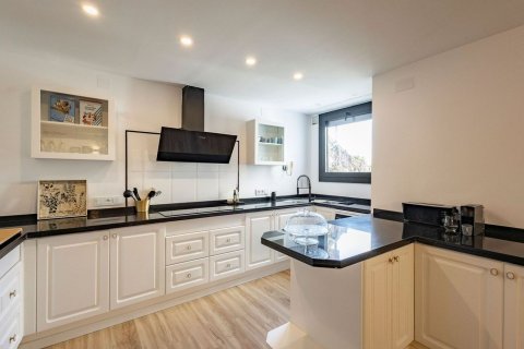 7 bedrooms house for sale in Esplugues de Llobregat, Barcelona, Catalonia, Spain № 8142 - photo 5