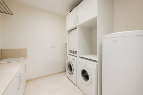 5 bedrooms house for sale in Esplugues de Llobregat, Barcelona, Catalonia, Spain № 8143 - photo 17