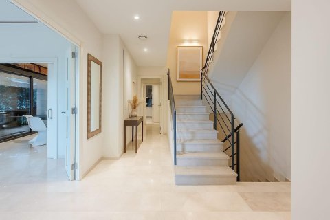 5 bedrooms house for sale in Esplugues de Llobregat, Barcelona, Catalonia, Spain № 8143 - photo 11