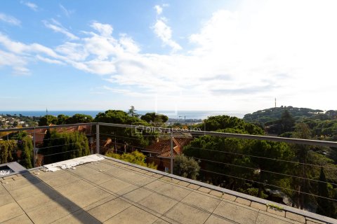 4 bedrooms villa for sale in Premia De Dalt, Barcelona, Catalonia, Spain № 4329 - photo 5
