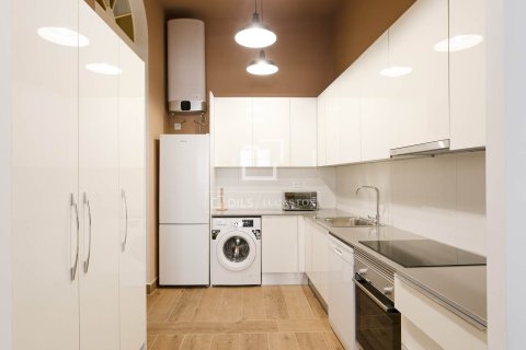2 bedrooms apartment for sale in Barcelona, Catalonia, Spain № 6402 - photo 13