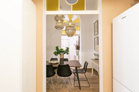 2 bedrooms apartment for sale in Barcelona, Catalonia, Spain № 6402 - photo 11
