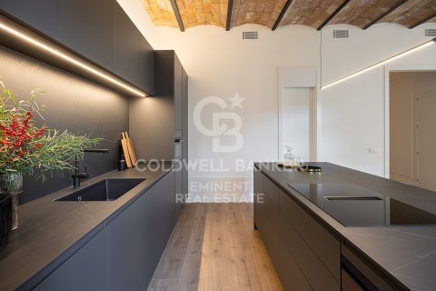 Apartamento de 4 dormitorios en venta en Barcelona, Cataluña, Spain № 5525 - foto 9