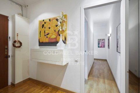 Apartamento de 2 dormitorios en venta en Barcelona, Cataluña, Spain № 5530 - foto 8