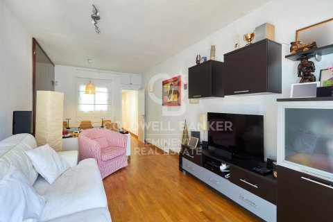 Apartamento de 2 dormitorios en venta en Barcelona, Cataluña, Spain № 5530 - foto 4