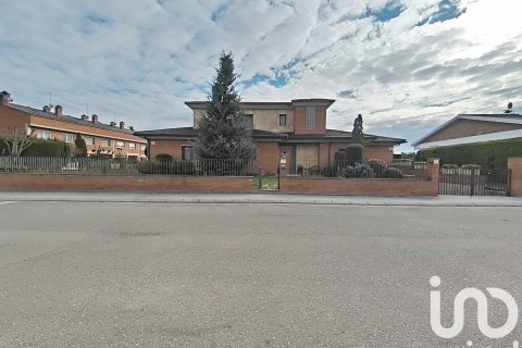 Купить дом в Альпикат, Испания с 6 спален, 376м², № 4799 - фото 7