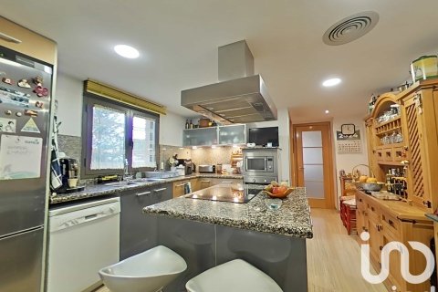 Купить дом в Альпикат, Испания с 6 спален, 376м², № 4799 - фото 8
