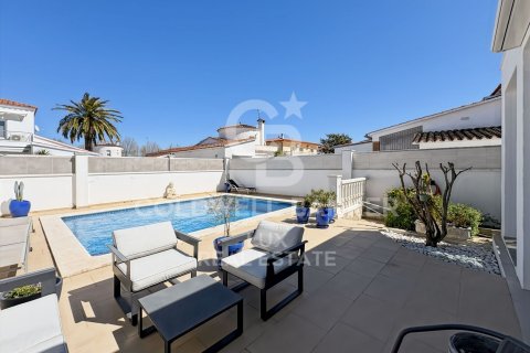 3 bedrooms house for sale in Empuriabrava, Girona, Catalonia, Spain № 7902