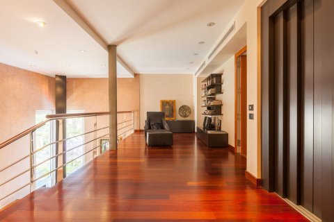 7 chambres house à vendre à Esplugues de Llobregat, Barcelona, Catalonia, Spain № 8146 - photo 30