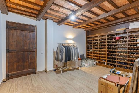 8 bedrooms house for sale in Sant Just Desvern, Barcelona, Catalonia, Spain № 8147 - photo 17