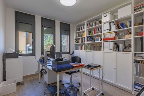 8 bedrooms house for sale in Sant Just Desvern, Barcelona, Catalonia, Spain № 8147 - photo 14