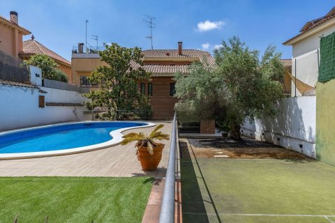 8 bedrooms house for sale in Sant Just Desvern, Barcelona, Catalonia, Spain № 8147 - photo 2