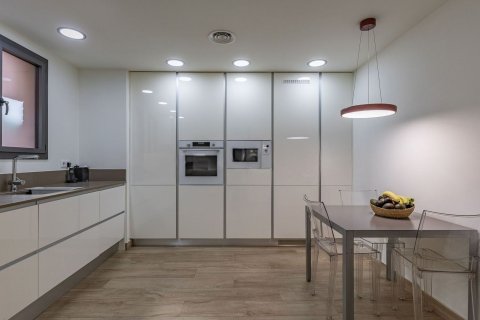 8 bedrooms house for sale in Sant Just Desvern, Barcelona, Catalonia, Spain № 8147 - photo 10