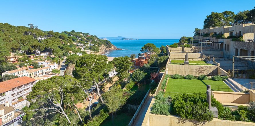 4 bedrooms apartment for sale in Begur, Girona, Catalonia, Spain № 8150