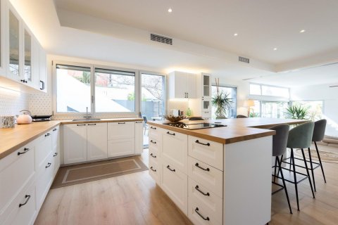 4 bedrooms house for sale in Esplugues de Llobregat, Barcelona, Catalonia, Spain № 8148 - photo 20