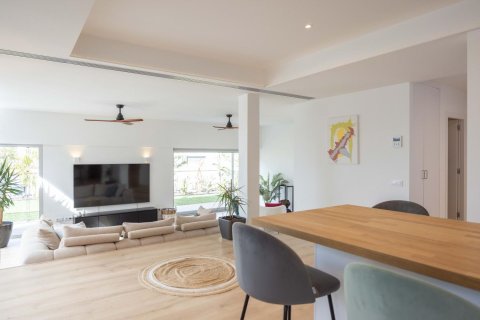 4 bedrooms house for sale in Esplugues de Llobregat, Barcelona, Catalonia, Spain № 8148 - photo 14