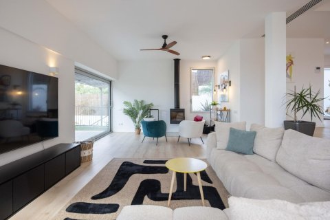 4 bedrooms house for sale in Esplugues de Llobregat, Barcelona, Catalonia, Spain № 8148 - photo 13