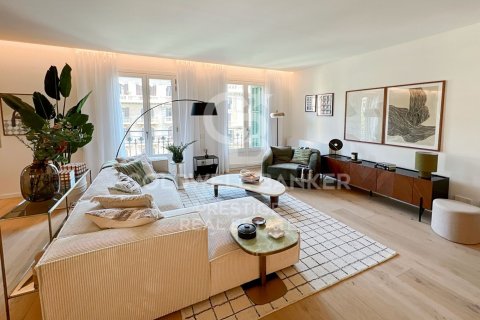 2 bedrooms apartment for sale in Barcelona, Catalonia, Spain № 5989 - photo 2