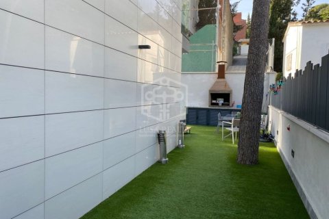 5 bedrooms villa for sale in Castelldefels, Barcelona, Catalonia, Spain № 928 - photo 26