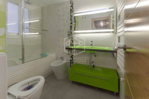 5 bedrooms apartment for sale in Barcelona, Catalonia, Spain № 929 - photo 20