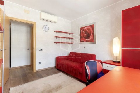 5 bedrooms apartment for sale in Barcelona, Catalonia, Spain № 929 - photo 19