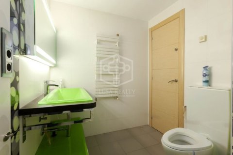 5 bedrooms apartment for sale in Barcelona, Catalonia, Spain № 929 - photo 21