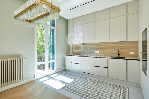 3 bedrooms apartment for sale in Barcelona, Catalonia, Spain № 5842 - photo 10