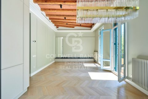 3 bedrooms apartment for sale in Barcelona, Catalonia, Spain № 5842 - photo 4
