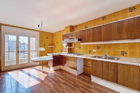 6 bedrooms apartment for sale in Vilanova i la Geltru, Barcelona, Catalonia, Spain № 6278 - photo 12