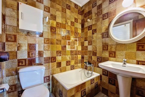 6 bedrooms apartment for sale in Vilanova i la Geltru, Barcelona, Catalonia, Spain № 6278 - photo 18