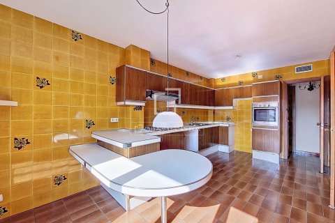 6 bedrooms apartment for sale in Vilanova i la Geltru, Barcelona, Catalonia, Spain № 6278 - photo 14