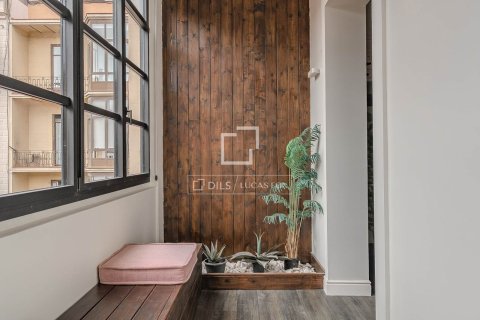 Купить квартиру в Барселона, Испания с 3 спальни, 212м², № 6280 - фото 14