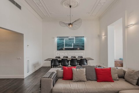 Купить квартиру в Барселона, Испания с 3 спальни, 212м², № 6280 - фото 10
