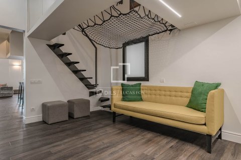 Купить квартиру в Барселона, Испания с 3 спальни, 212м², № 6280 - фото 25