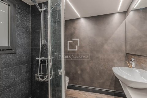 Купить квартиру в Барселона, Испания с 3 спальни, 212м², № 6280 - фото 28