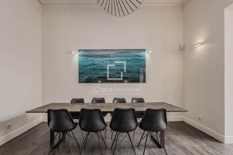Купить квартиру в Барселона, Испания с 3 спальни, 212м², № 6280 - фото 8