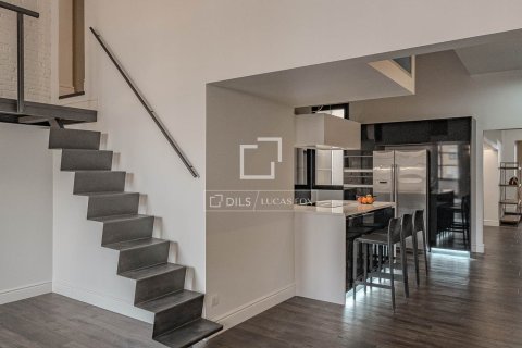 Купить квартиру в Барселона, Испания с 3 спальни, 212м², № 6280 - фото 19