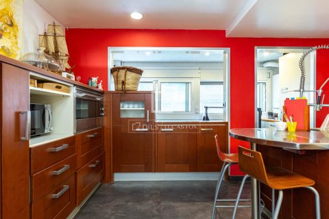 3 bedrooms apartment for sale in Esplugues de Llobregat, Barcelona, Catalonia, Spain № 6279 - photo 16