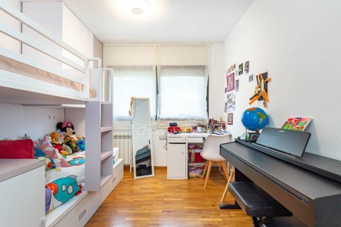 3 bedrooms apartment for sale in Esplugues de Llobregat, Barcelona, Catalonia, Spain № 6279 - photo 29
