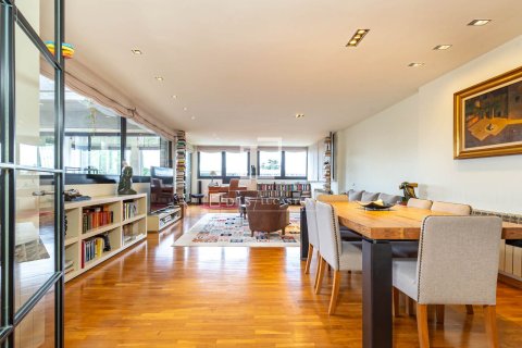 3 bedrooms apartment for sale in Esplugues de Llobregat, Barcelona, Catalonia, Spain № 6279 - photo 2