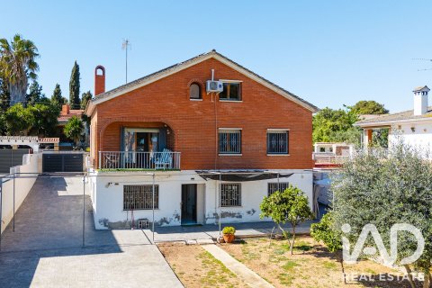6 bedrooms house for sale in El Vendrell, Tarragona, Catalonia, Spain № 8320