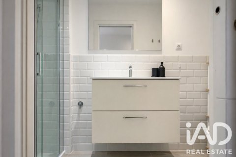 2 bedrooms apartment for sale in Barcelona, Catalonia, Spain № 8318 - photo 11