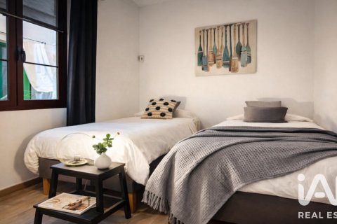 2 bedrooms apartment for sale in Barcelona, Catalonia, Spain № 8318 - photo 12
