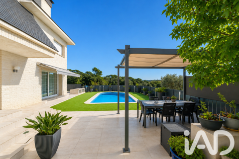 317 sq.m. house for sale in Girona, Catalonia, Spain № 8321 - photo 3