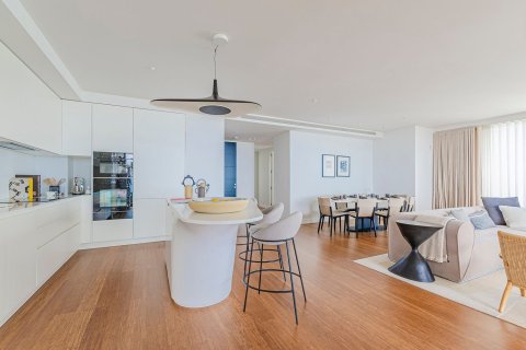 Купить квартиру в Барселона, Испания с 4 комнаты, 252м², № 3601 - фото 10