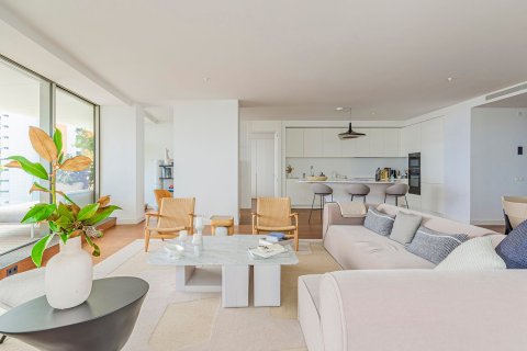Купить квартиру в Барселона, Испания с 4 комнаты, 252м², № 3601 - фото 4