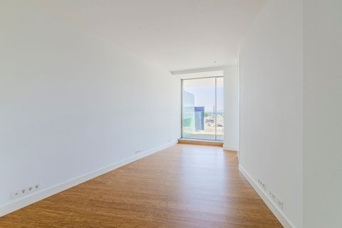 Купить квартиру в Барселона, Испания с 3 комнаты, 166м², № 3602 - фото 3