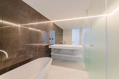 3 bedrooms apartment for sale in Barcelona, Catalonia, Spain № 3598 - photo 14