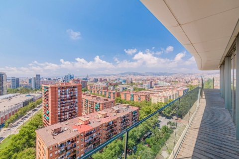 3 bedrooms apartment for sale in Barcelona, Catalonia, Spain № 3598 - photo 10