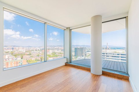 3 bedrooms apartment for sale in Barcelona, Catalonia, Spain № 3598
